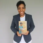 Fanny Argentina Dotel García da voz a las cuidadoras invisibles en su conmovedora novela ¿Quién los cuida?