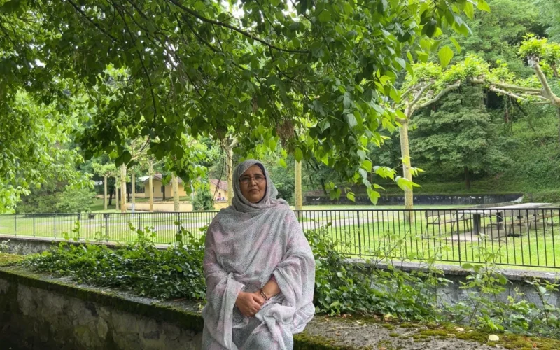 Baida Rahal irrumpe en el panorama literario con una historia realista y valiente desde el corazón del desierto