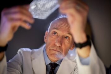 El siguiente paso de la terapia más revolucionaria contra el cáncer: que la produzca el propio paciente con una simple inyección
