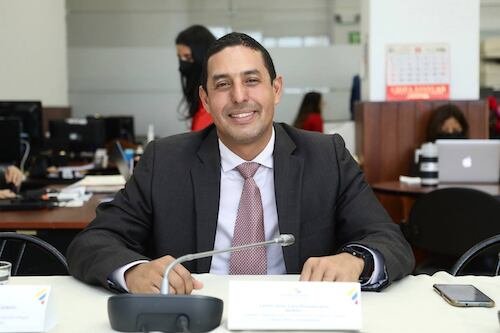Asambleísta del correísmo Lenin Lara es denunciado por presunta infracción electoral en el TCE