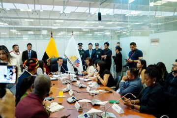 Comisión de Fiscalización pide a Niels Olsen una prórroga de cinco días para el informe del pedido de juicio político contra Solanda Goyes