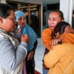 Buque naufraga en Indonesia, hay 61 desaparecidos