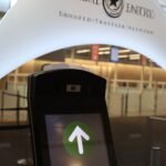 Ciudadanos estadounidenses pueden atravesar el aeropuerto más rápido con esta tecnología del CBP