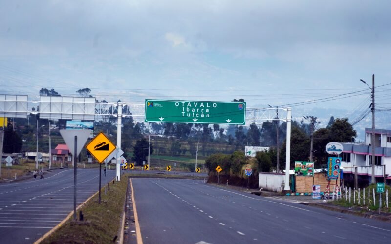 Autoridades de Imbabura llaman al diálogo por la paz, la vida y el trabajo en la provincia