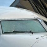 Aterrizaje de emergencia en Utah: posible impacto con globo meteorológico bajo investigación en EE. UU.