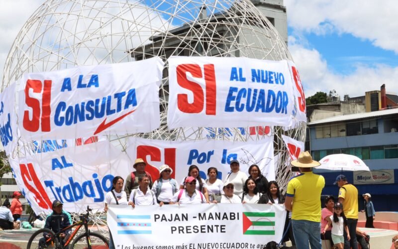 La campaña por la asamblea constituyente entra en la dinámica del paro: Conaie promueve el no porque les quitarán sus derechos colectivos y el Gobierno defiende el derecho a consultar