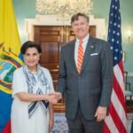 Relaciones entre Ecuador y EE. UU. alcanzan su mejor momento en décadas, indica el subsecretario Christopher Landau