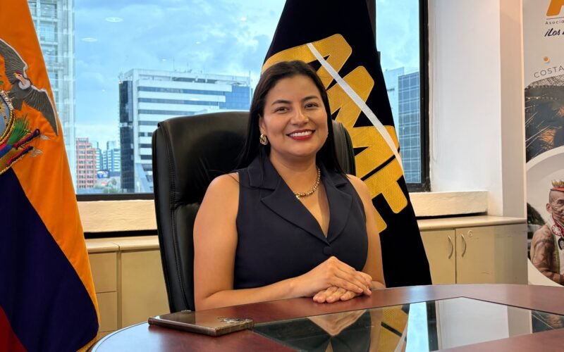 ¿Quién es Yuri Colorado, alcaldesa de Muisne, quien se posesionó como nueva presidenta de la Asociación de Municipalidades?