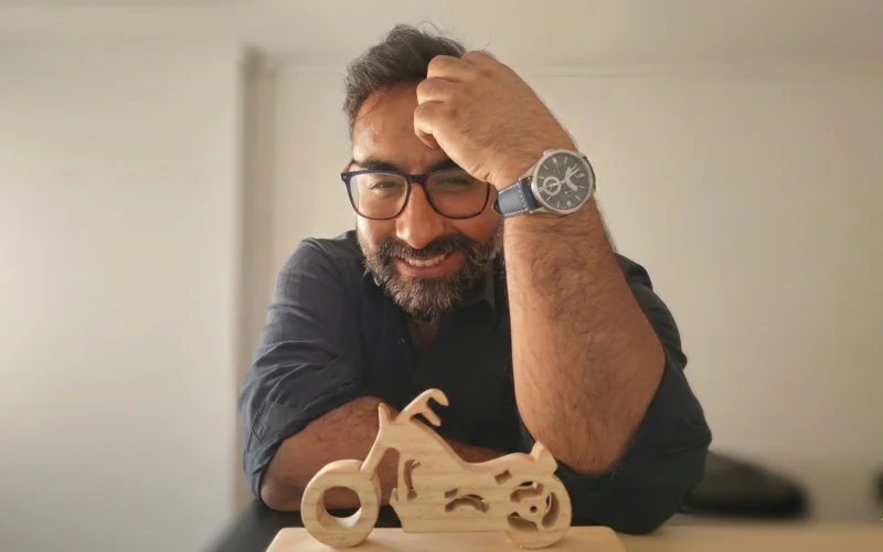 Carlos Andrés Felipe Novoa cuestiona el mito del viaje en Rodar o Morir, Quiero una Moto® Vol.2