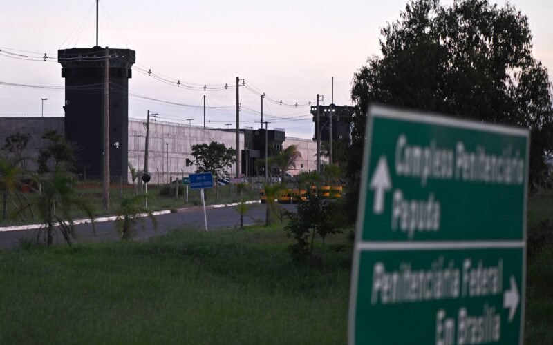 Jair Bolsonaro es trasladado a una cárcel con mejores condiciones en Brasil