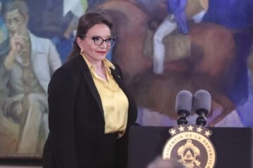 Ecuador y otros siete países rechazan decreto de Xiomara Castro