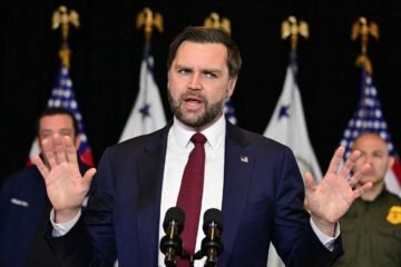 JD Vance aclara que el ICE no detuvo a niño ecuatoriano sino que fue tutelado tras la huida de su padre