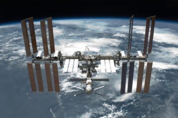 Tripulación de la Estación Espacial Internacional regresará antes a la Tierra por problema médico