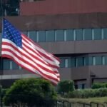 Estados Unidos evalúa la reapertura de su embajada en Caracas, cerrada desde el 2019