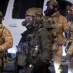 Donald Trump baja el tono y envía a su zar antiinmigración a Minesota