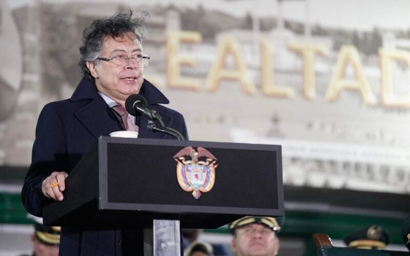 ‘Tiene que cuidarse el trasero’: Donald Trump lanza dura advertencia a Gustavo Petro tras captura de Nicolás Maduro