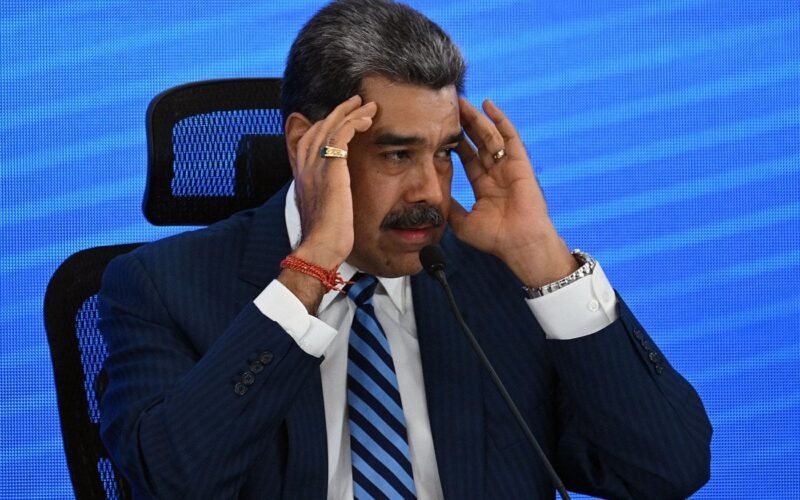 Tras una supuesta “agresión militar” de Estados Unidos, Nicolás Maduro declaró esta madrugada el estado de conmoción exterior en toda Venezuela