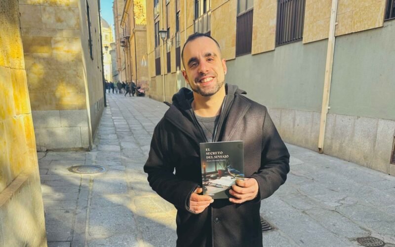 Álvaro Alconada Sánchez consolida su voz poética con una obra que dialoga con el lector