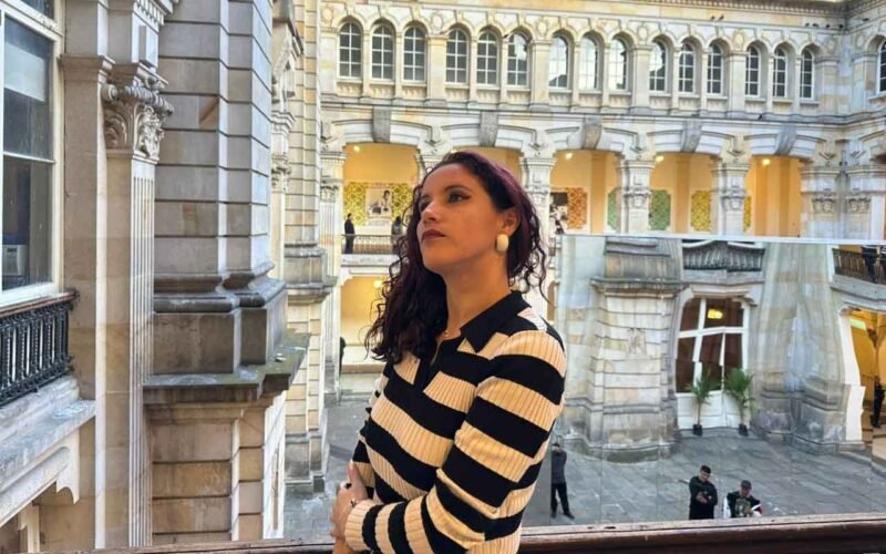 Yenni Paola Zarta Rivera convierte el dolor en esperanza con una obra valiente sobre salud mental