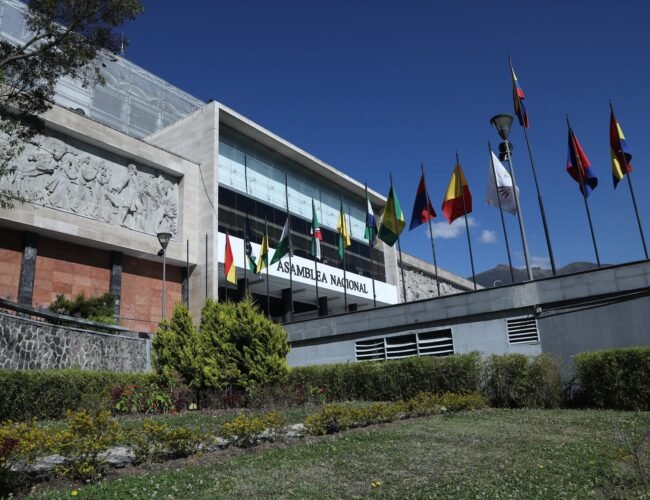 Asamblea Nacional aclara que ‘encuentro parlamentario binacional’ en Rumichaca no tiene autorización del Legislativo