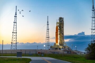 Arranca la cuenta atrás para lanzar la primera misión a la Luna en medio siglo