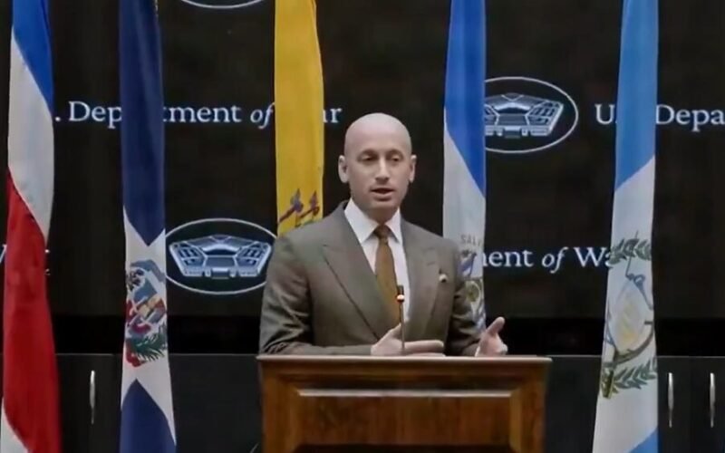 Asesor de Trump pide a Latinoamérica combatir a carteles como si fuesen ISIS o Al-Qaeda