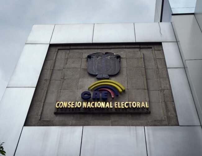 Cambio de fecha de elecciones por un fenómeno natural es algo inédito en el país: expertos electorales lo explican
