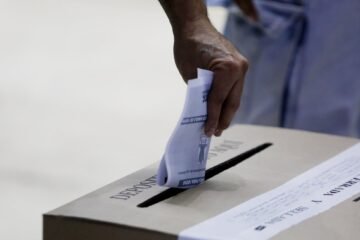 Candidato legislativo colombiano fue detenido por intentar sobornar a policías