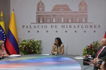 Esta es la nueva fecha para la reunión entre Gustavo Petro y Delcy Rodríguez