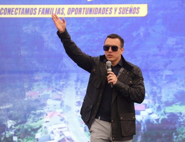 Fuerzas Armadas de Ecuador y Estados Unidos harán operaciones conjuntas contra el crimen organizado, confirmó Daniel Noboa