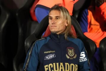 Beccacece niega que jugadores de Ecuador queden fuera del Mundial por indisciplina