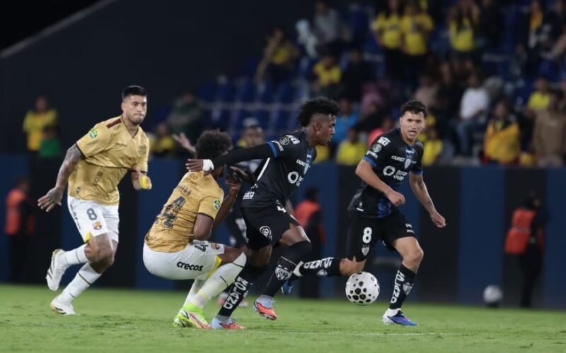 ¡El ‘Ídolo’ no encuentra la brújula en Quito! Independiente del Valle vence a Barcelona SC y se dispara en la cima