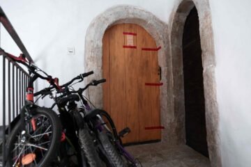 Macabro hallazgo en Francia: encuentran los restos de cinco bebés en una vivienda