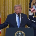 Trump pone en duda la integridad del sistema electoral y denuncia interferencias de China