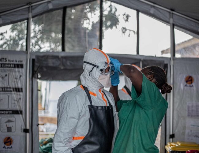 La epidemia del ébola se extiende a un ritmo ‘sin precedentes y en nuevas zonas’, advierte MSF