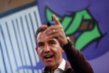 David Vélez, de Nubank, se suma con 32 millones de dólares a reconstrucción tras terremoto