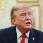 Trump pausa tres días los aranceles del 50 % a Canadá tras anunciar un acuerdo