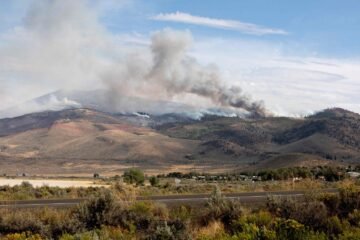 Incendio Hawk amenaza Nevada: 42.000 personas fueron evacuadas y otras 45.000 están en alerta
