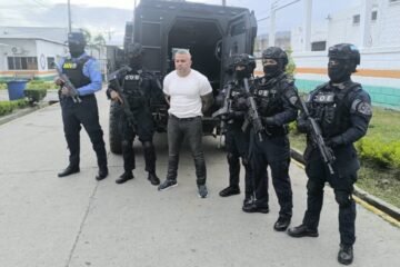 Honduras extradita a EE. UU. a presunto narcotraficante acusado de conspirar para distribuir cocaína