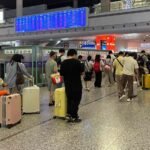 Aeropuertos del este de China sufren cancelaciones por el paso del tifón Dolphin