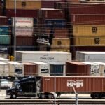 EE. UU. prohibirá desde septiembre la importación de lácteos y bebidas alcohólicas de Canadá