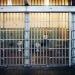 Después de 41 años preso, un hombre obtiene la libertad tras pruebas de ADN que lo desvinculan del crimen