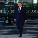 Trump publica el número de móvil de un senador de su partido que no apoya una ley para eliminar el cambio de hora