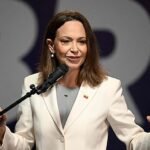 María Corina y EEUU reclaman elecciones en Venezuela en 2027, mientras Delcy acepta ir a las urnas sin fijar fecha